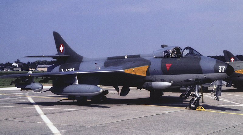 J-4037