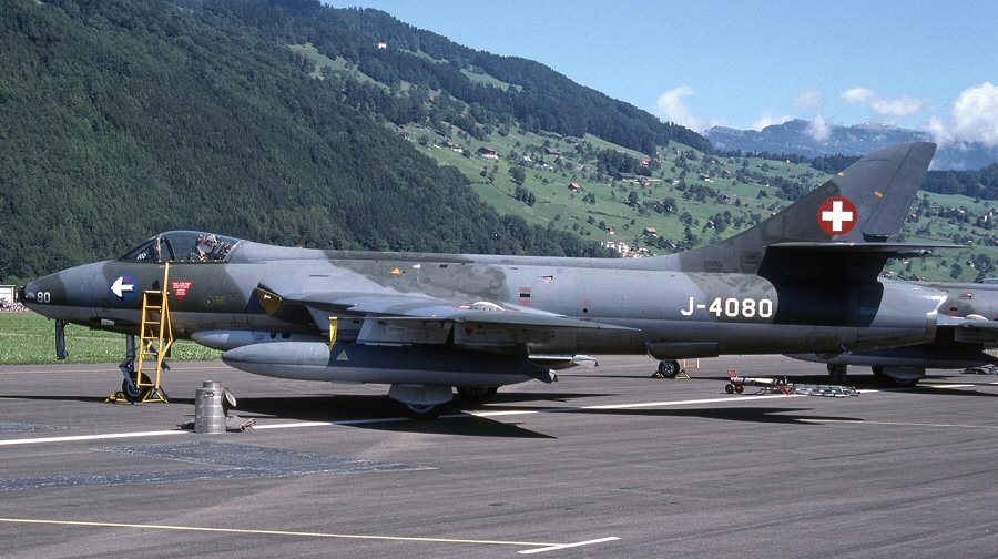 J-4080 at Buochs