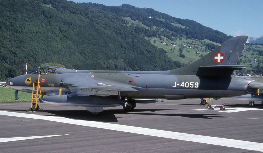 J-4059 at Buochs