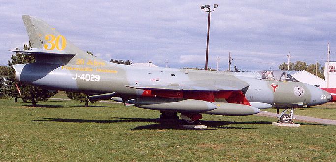 J4029